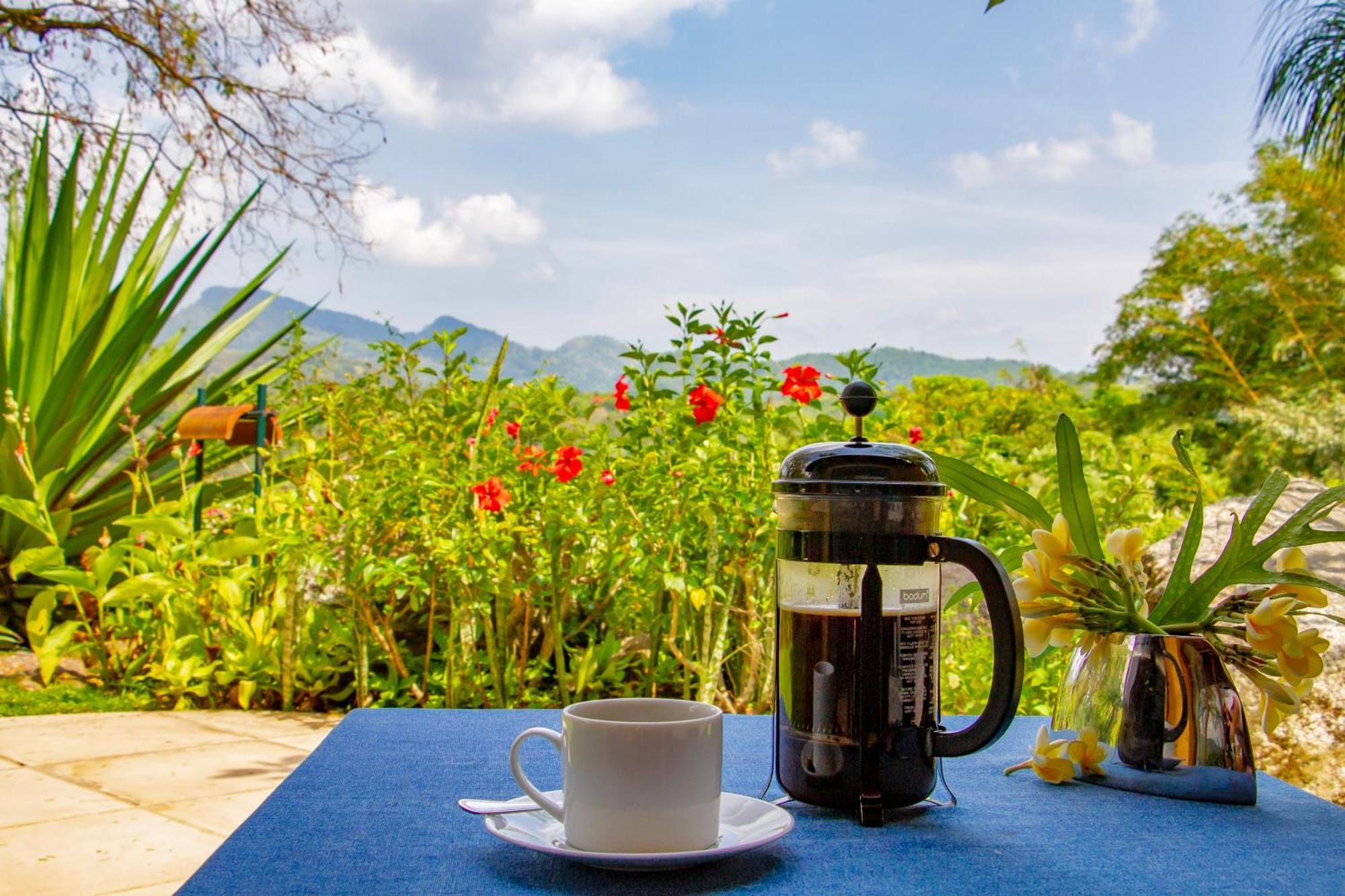 Bougainvillea Retreat Kandy Ngoại thất bức ảnh
